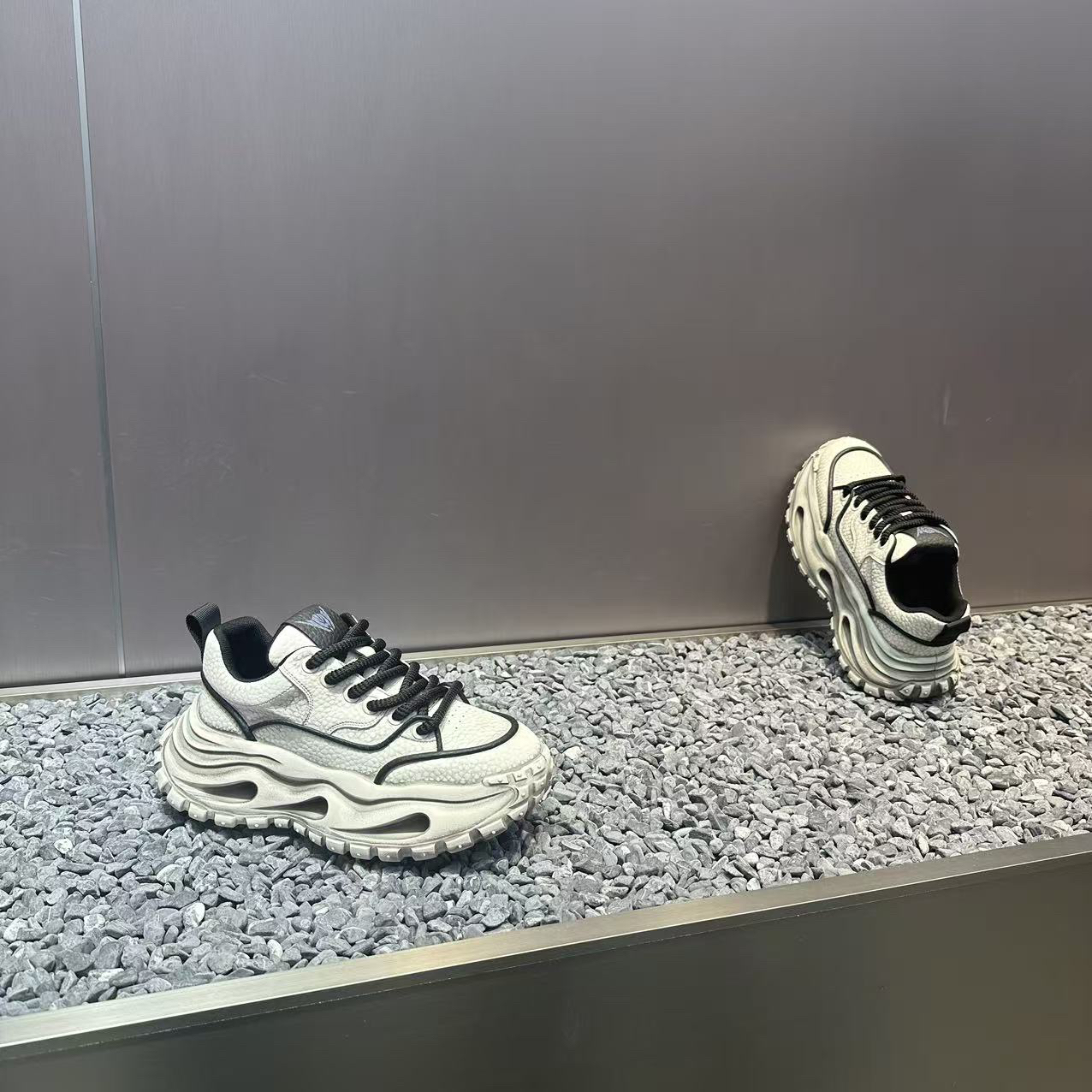 2025秋季时尚复古潮流舒适厚底百搭个性时尚休闲老爹鞋（皮鞋码）