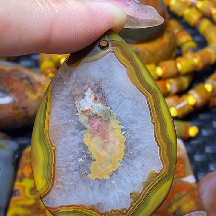 玛瑙/玉髓颈饰未镶嵌