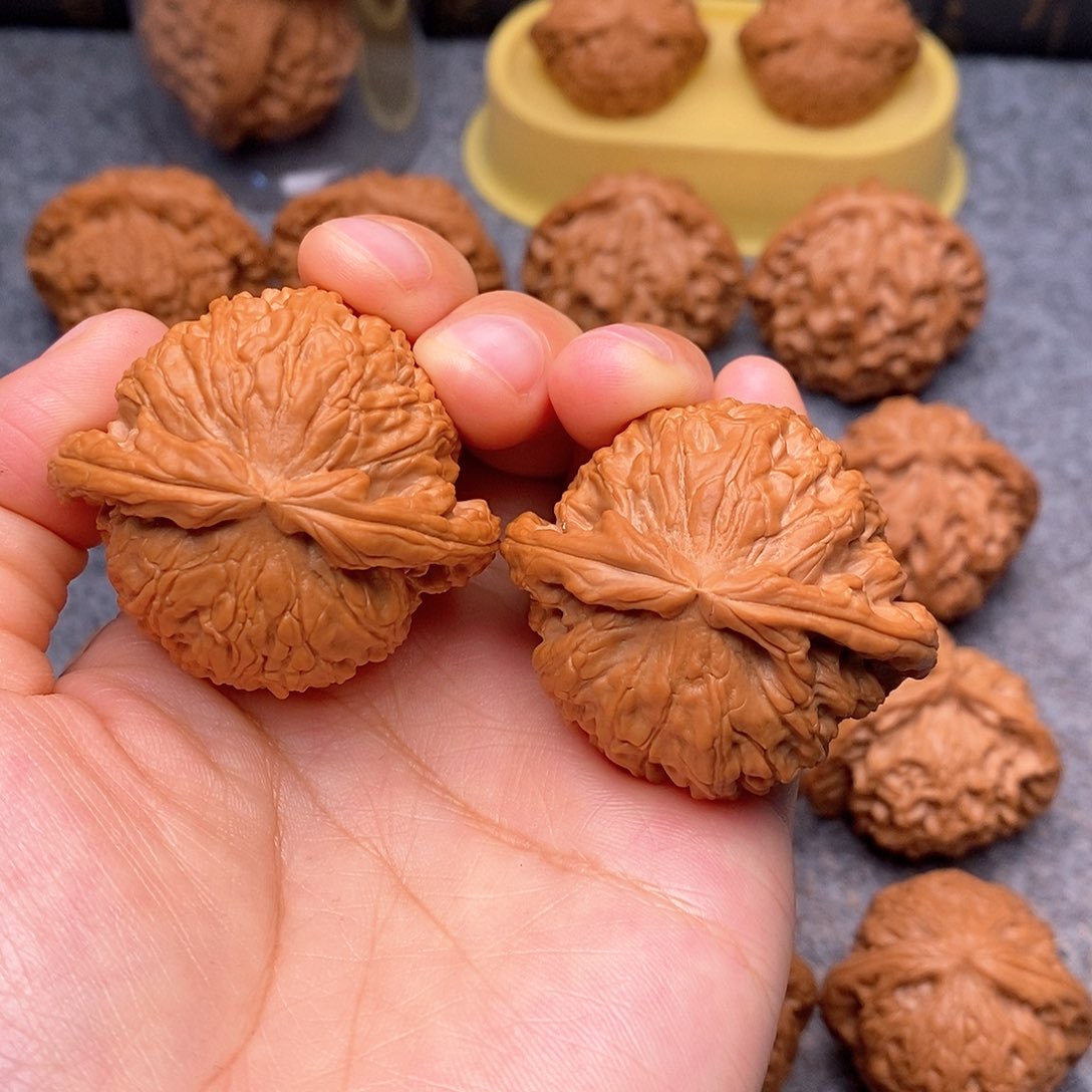 文玩核桃把件白狮子44全品