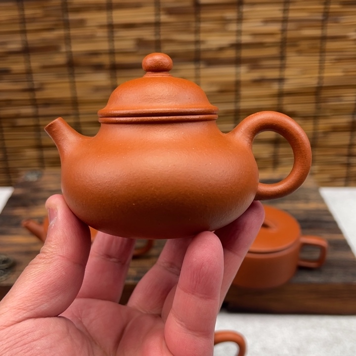 紫砂茶壶150cc精挑红黄泥容天