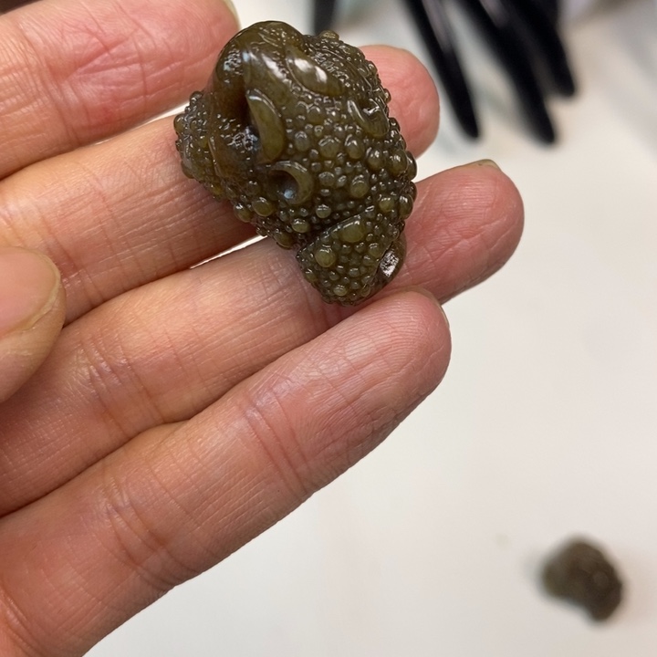 定制和田玉未镶嵌挂件