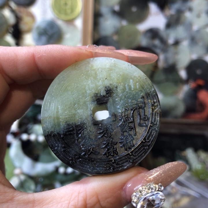 岫玉岫玉挂件合金