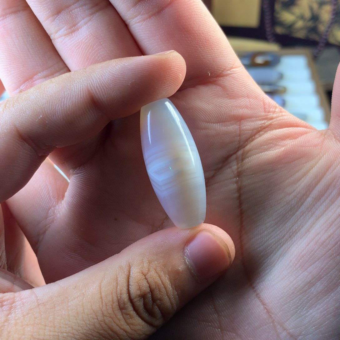 玛瑙/玉髓颈饰未镶嵌噼****！