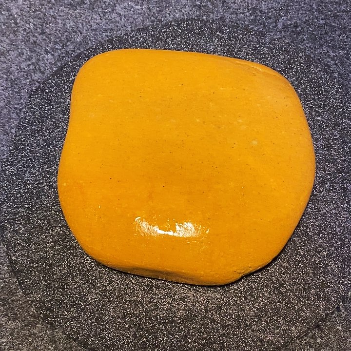 【闪购商品】水冲黄蜡石