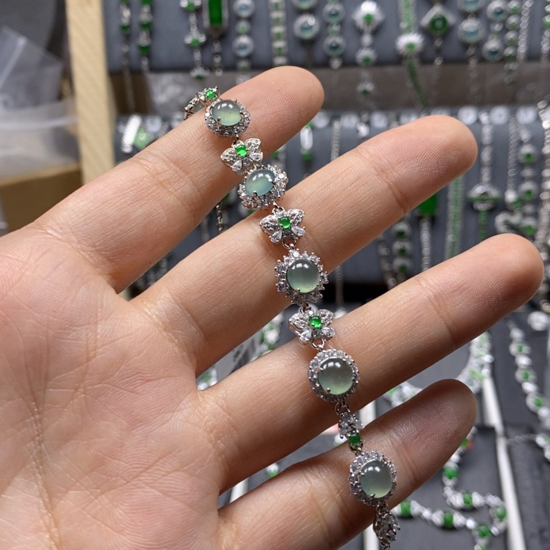 翡翠颈饰银S925镶嵌手链