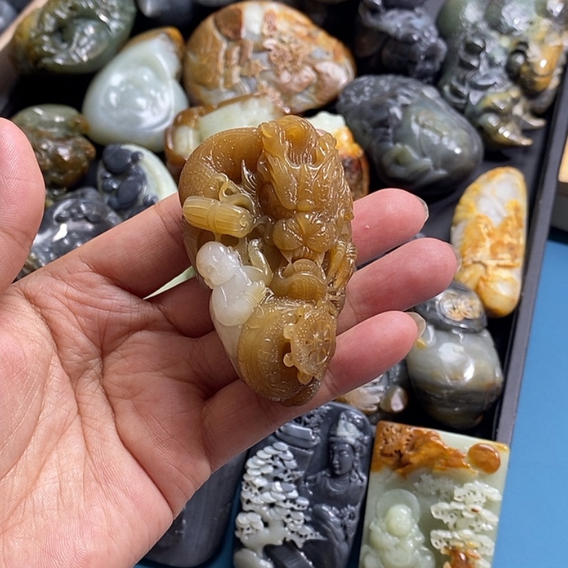 【闪购商品】和田玉未镶嵌把件用****0