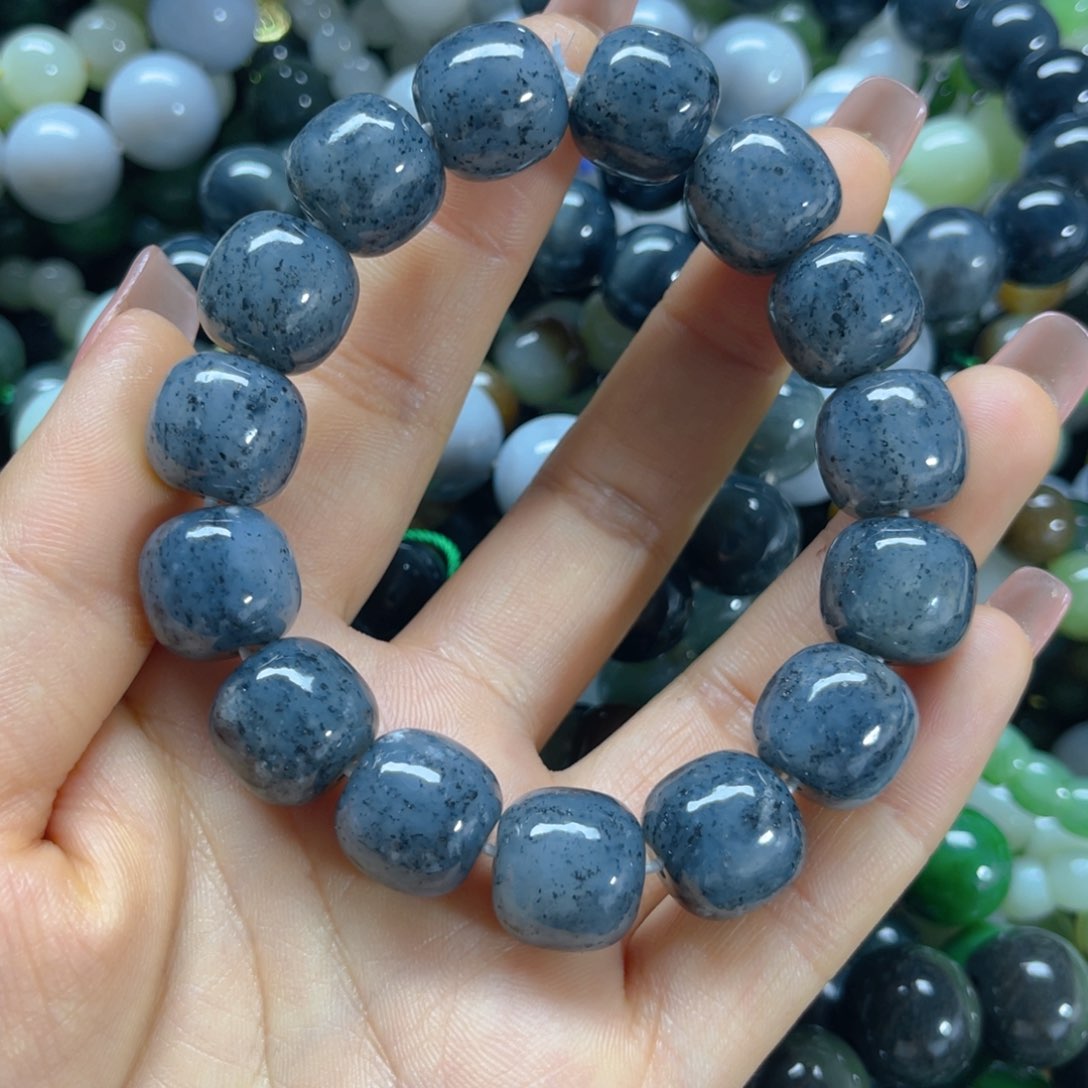 手链未镶嵌和田玉