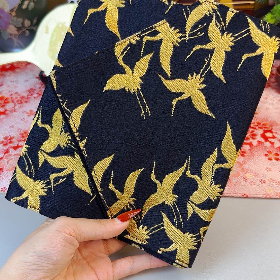 他家茶具瓷器真美！