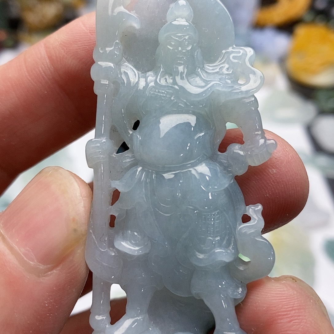 颈饰未镶嵌翡翠关二爷