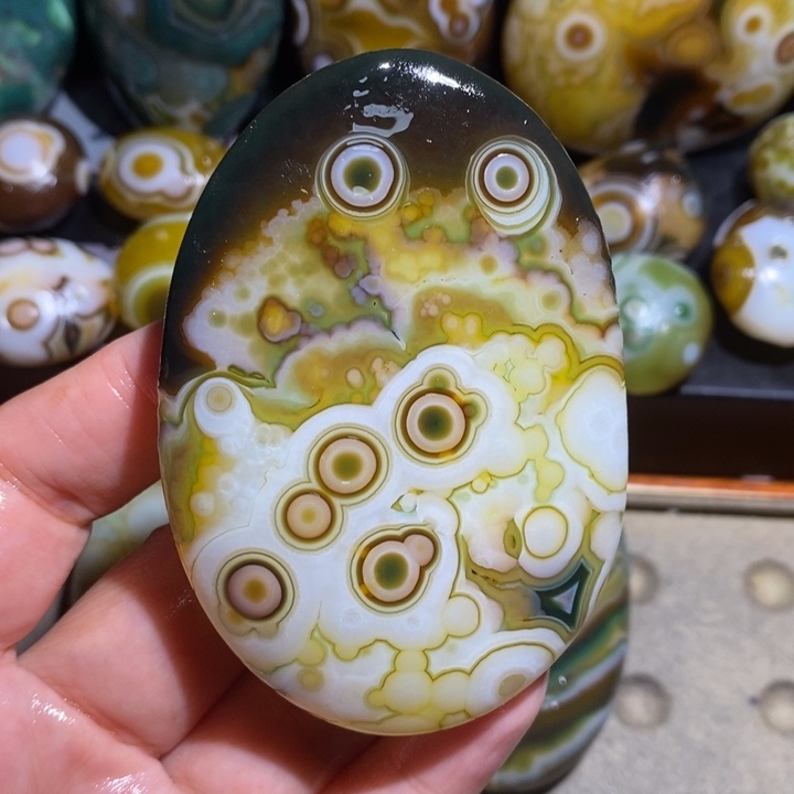 玛瑙/玉髓未镶嵌珠宝半成品