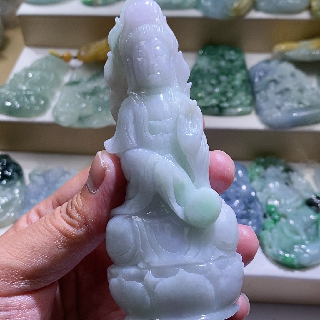 【闪购商品】翡翠颈饰未镶嵌观音