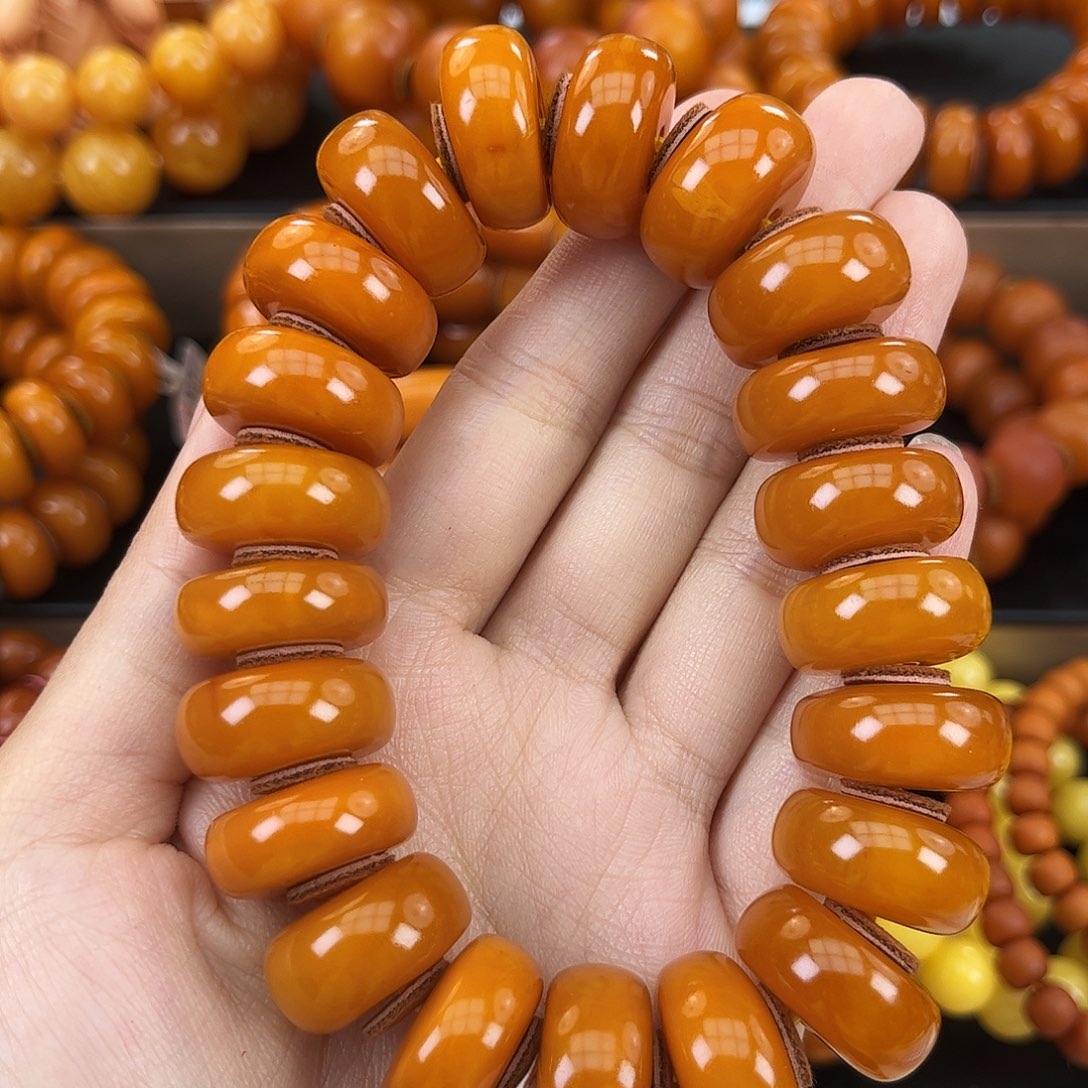 琥珀颈饰未镶嵌蜜蜡