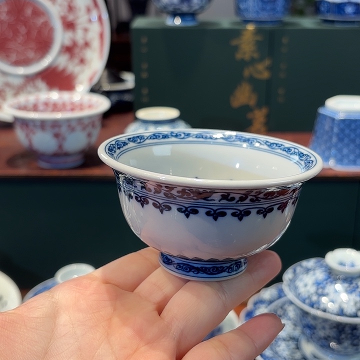 景德镇柴窑保真宝相压手杯