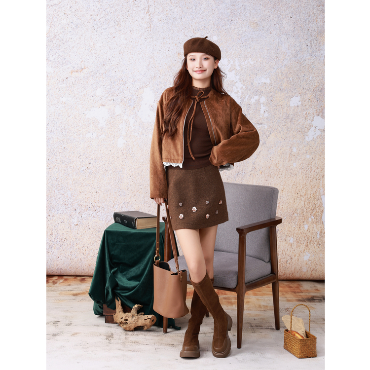 西町村屋复古珠片花半身裙女装秋冬新款气质短款A字裙XA9D10102