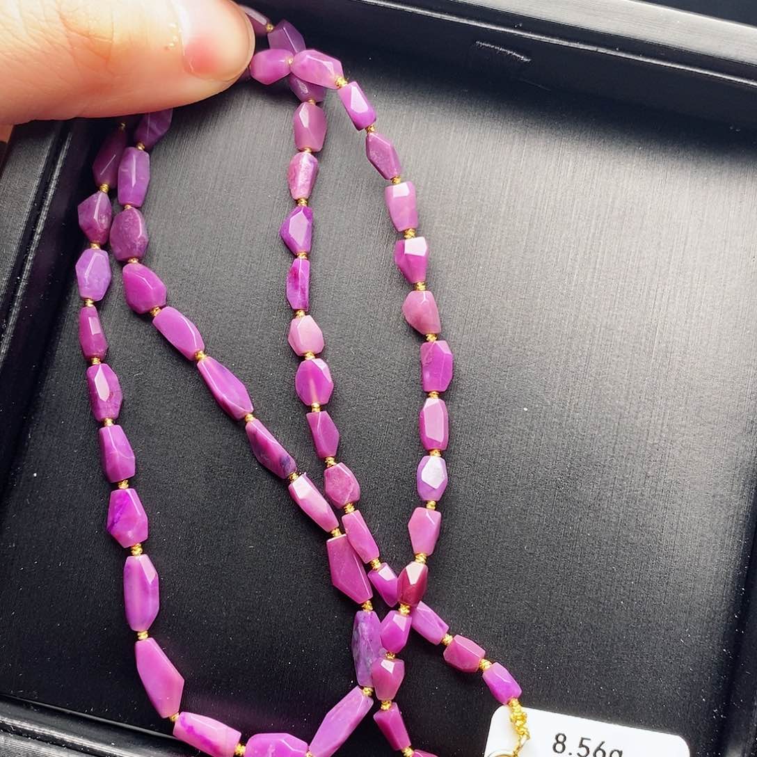 苏纪石（舒俱来）颈饰18K金镶嵌