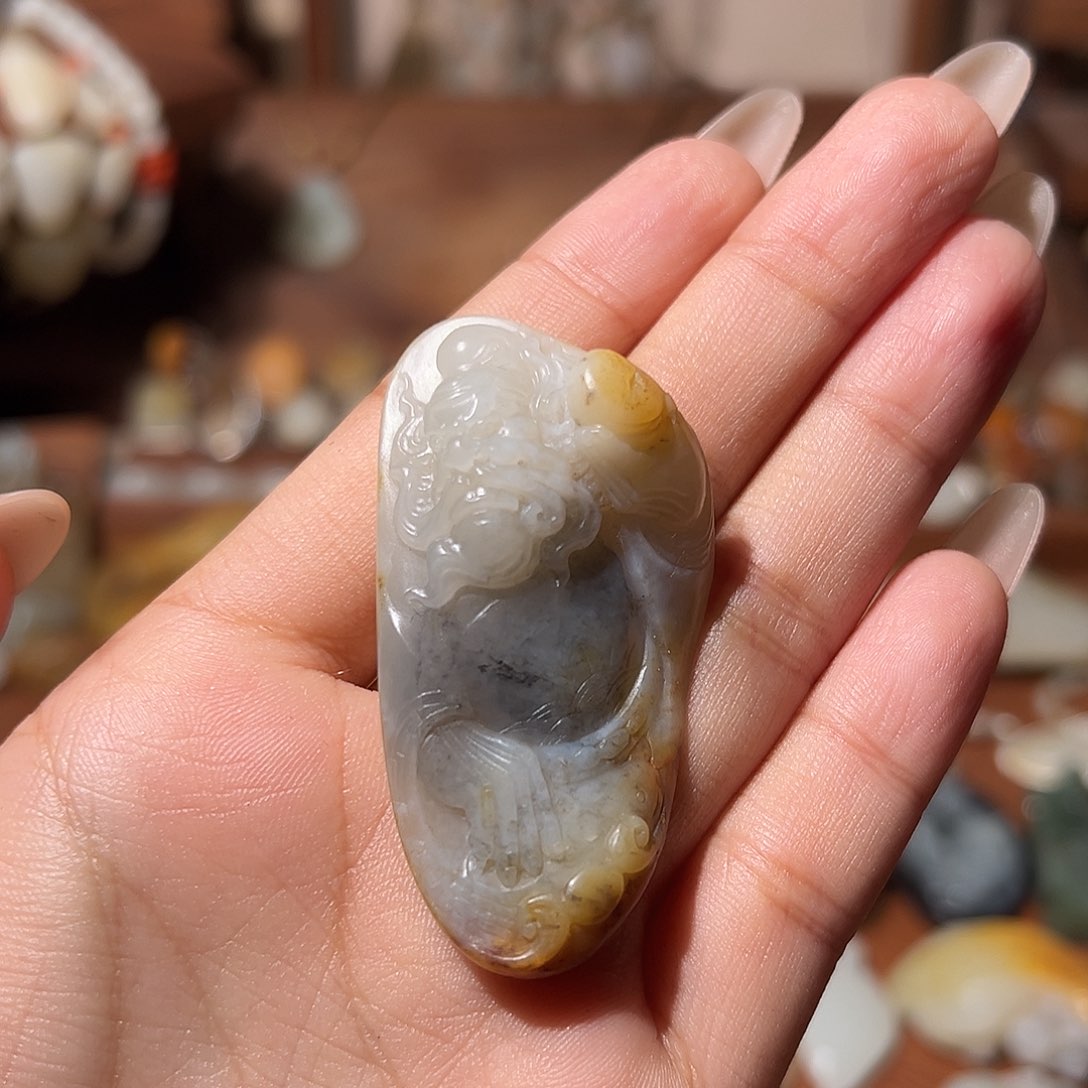 和田玉颈饰未镶嵌