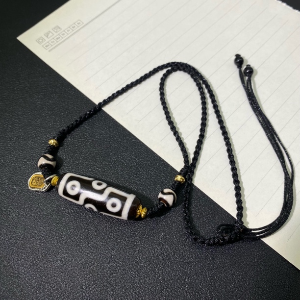 九眼天珠锁骨链玛瑙