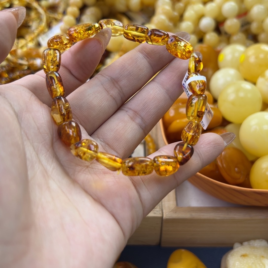 琥珀珠宝奇石未镶嵌