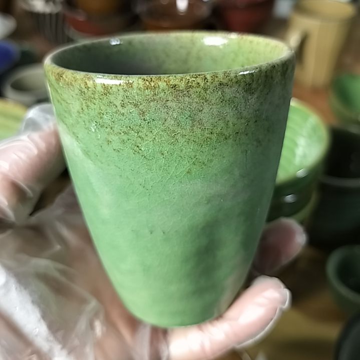 盘悠***嘟瓷片陶瓷杯盘壶碗都有