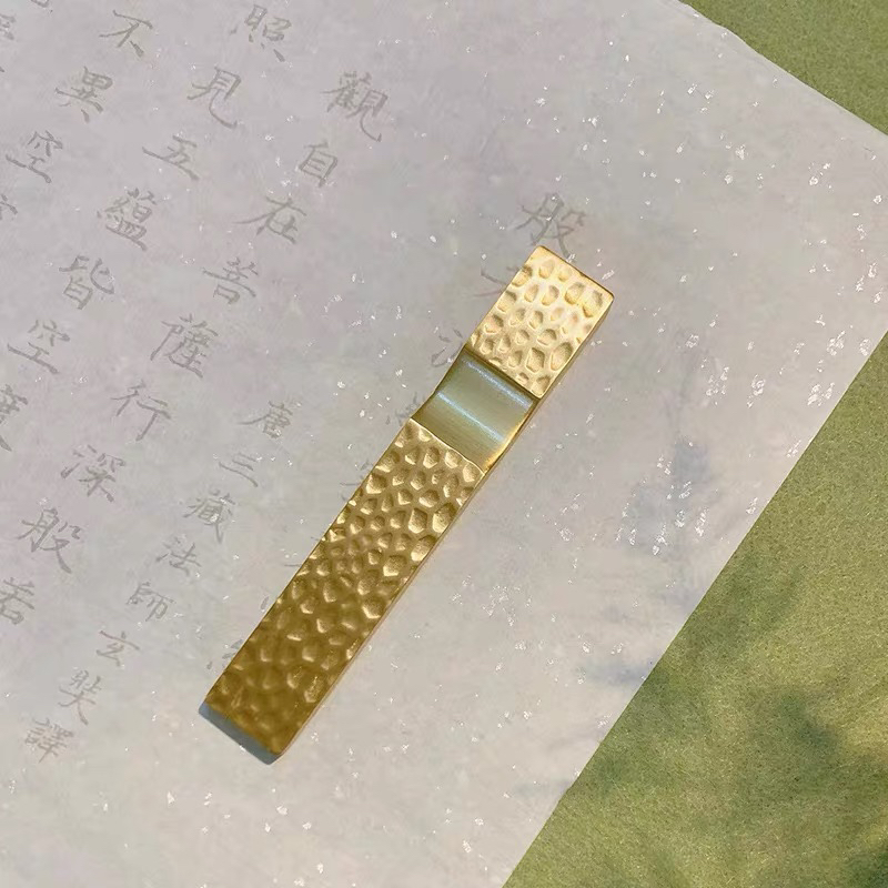 锤纹 勤文堂宣纸【锤纹黄铜镇尺】 1个 绒布袋装