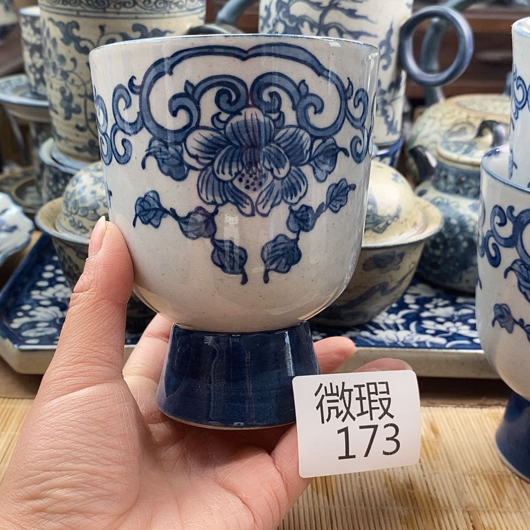 手工手绘青花陶瓷