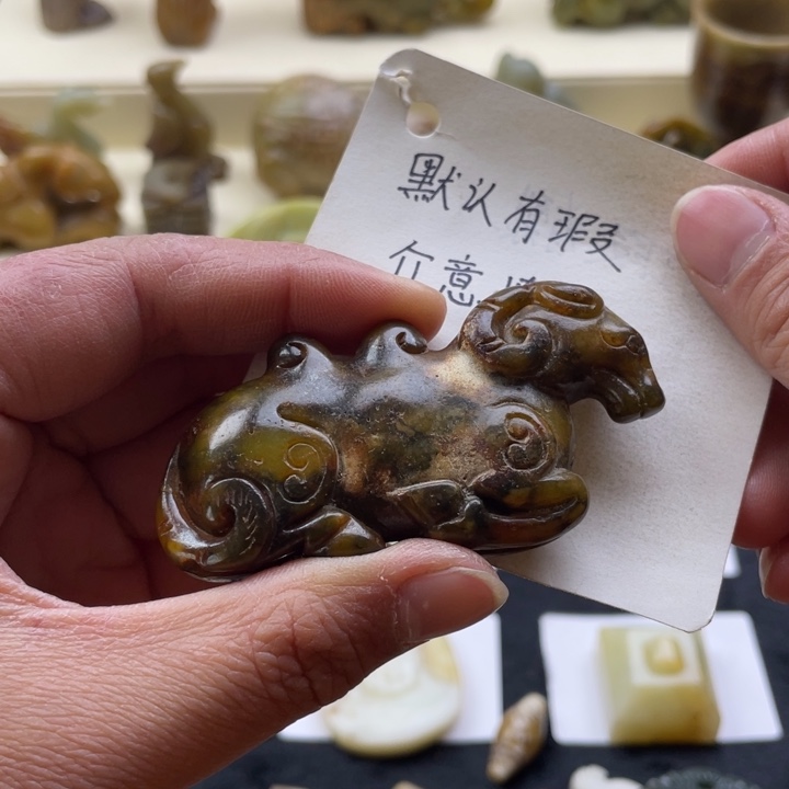 蛇纹石玉颈饰未镶嵌169