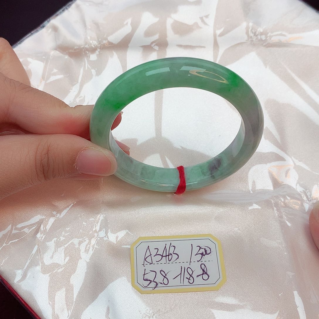 翡翠未镶嵌手镯缅甸翡翠