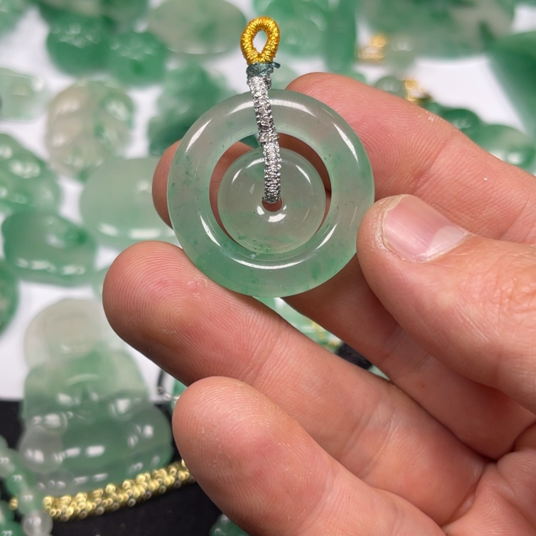 石英质玉吊坠(不含链)未镶嵌