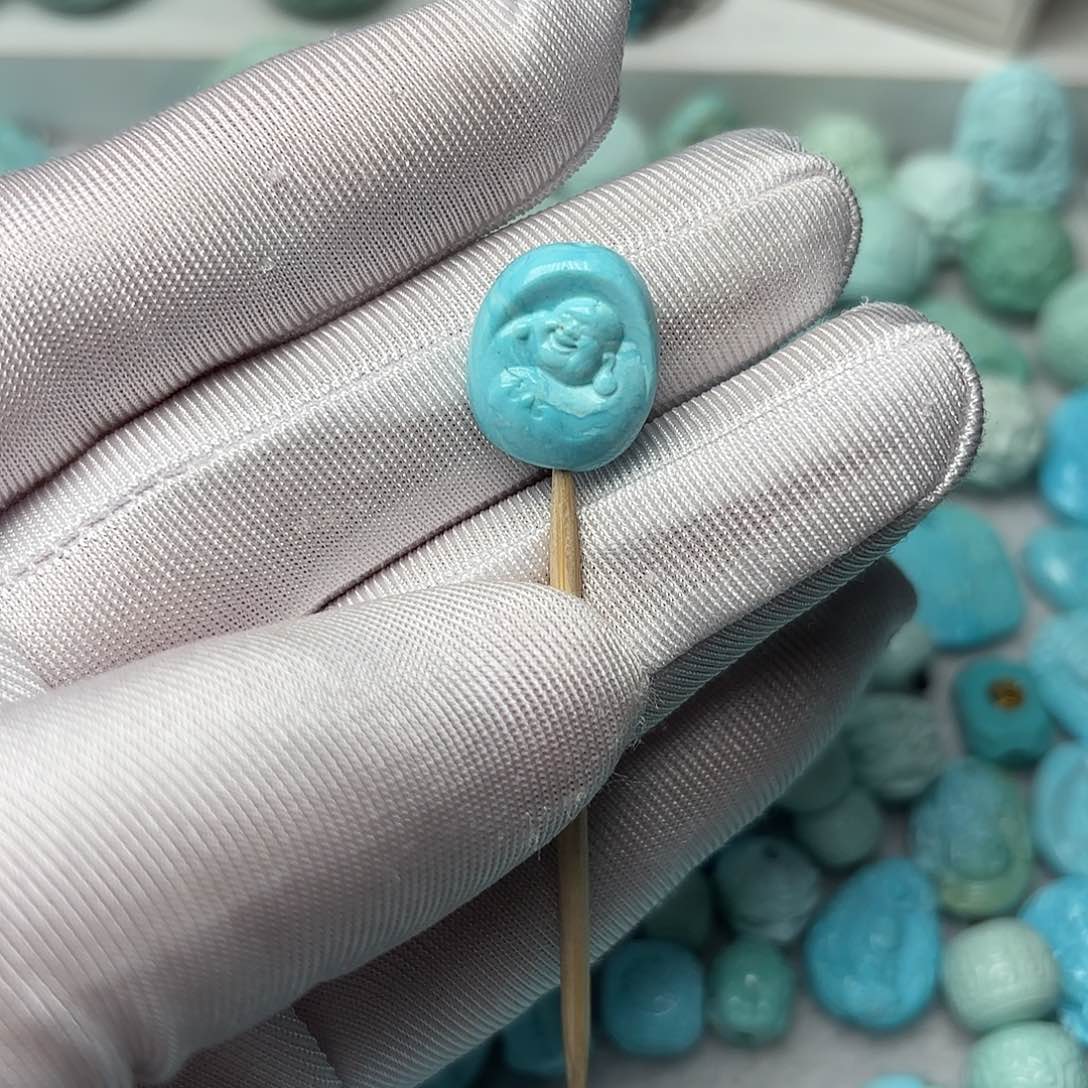 绿松石雕刻件未镶嵌