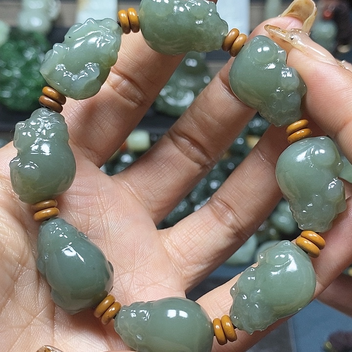 和田玉手串未镶嵌