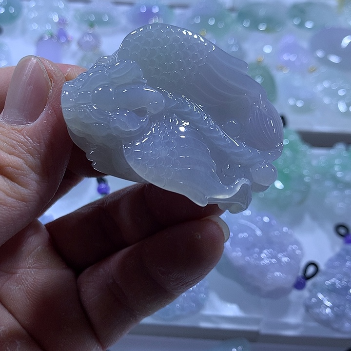 翡翠未镶嵌颈饰天然翡翠A货吊坠