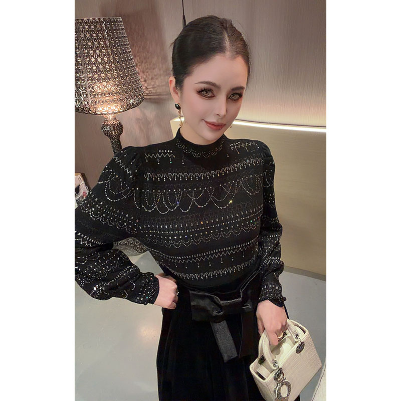 圆领泡泡袖烫钻针织长袖上衣CS31457