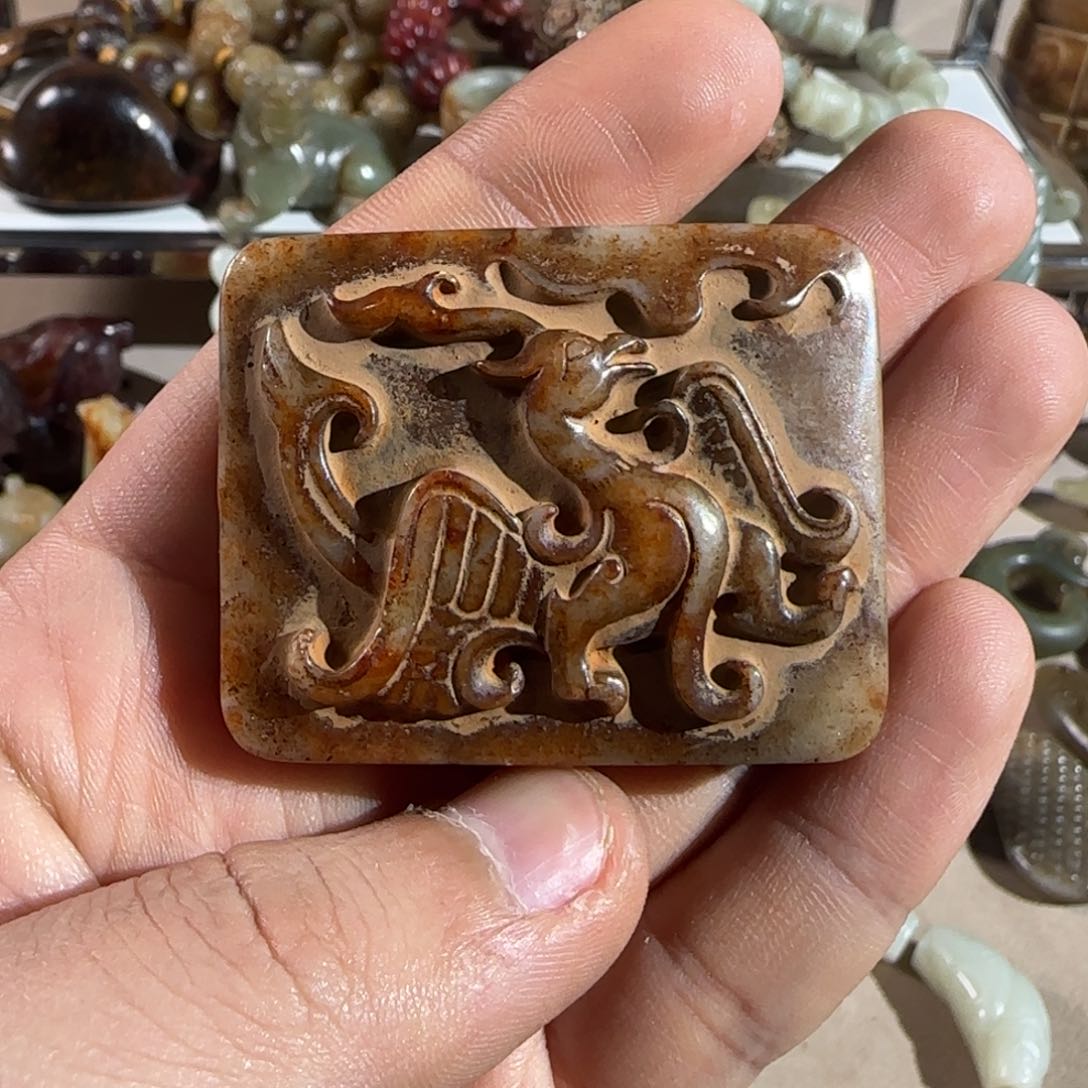 和田玉未镶嵌颈饰書*