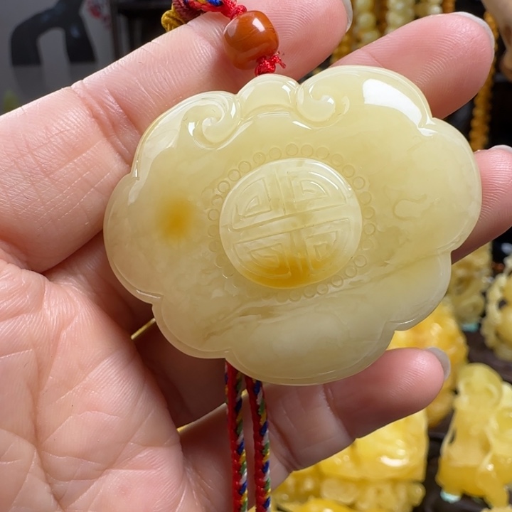 蜜蜡珠宝奇石未镶嵌