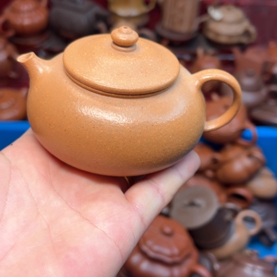 紫砂茶壶瑕疵………………