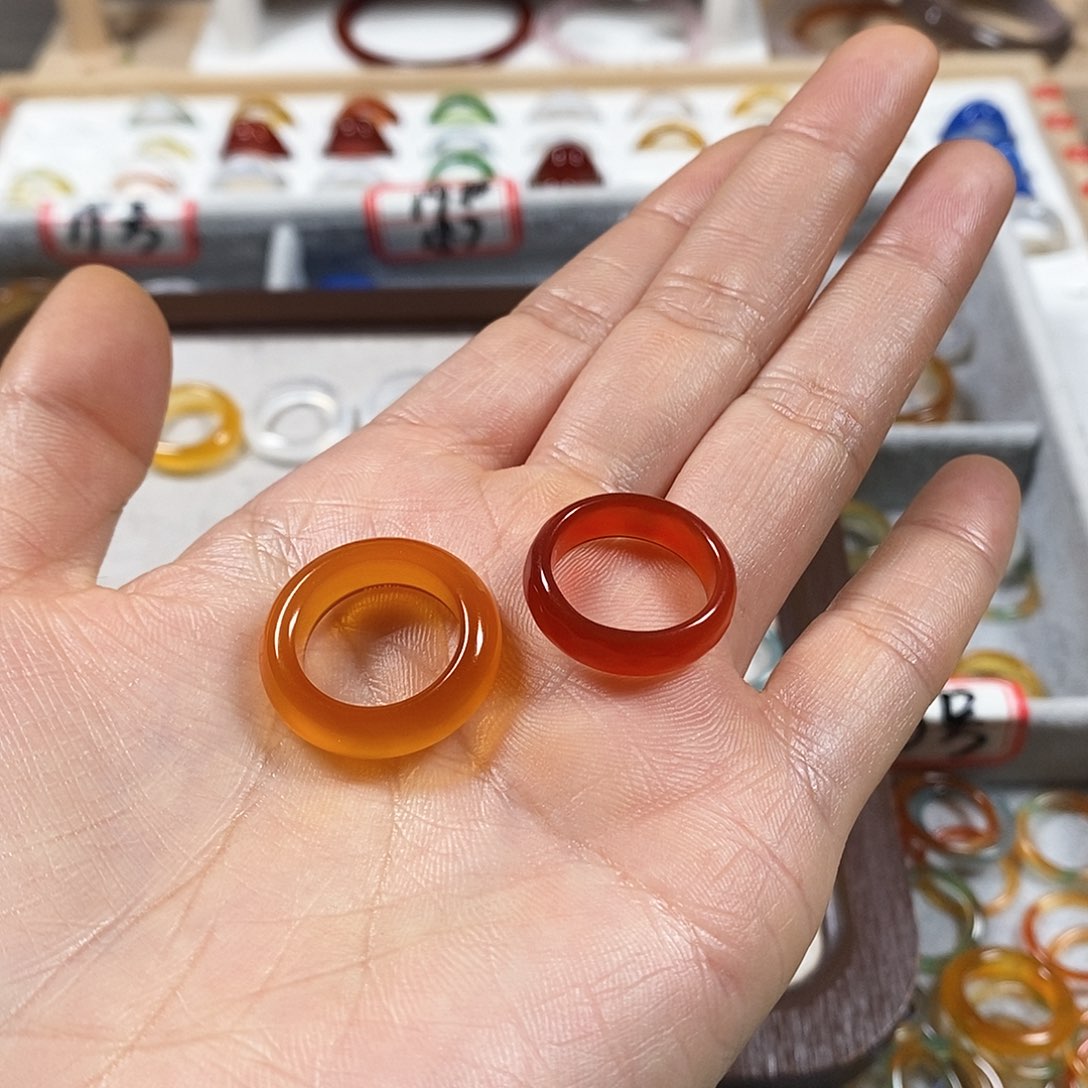 玛瑙/玉髓戒指未镶嵌燕