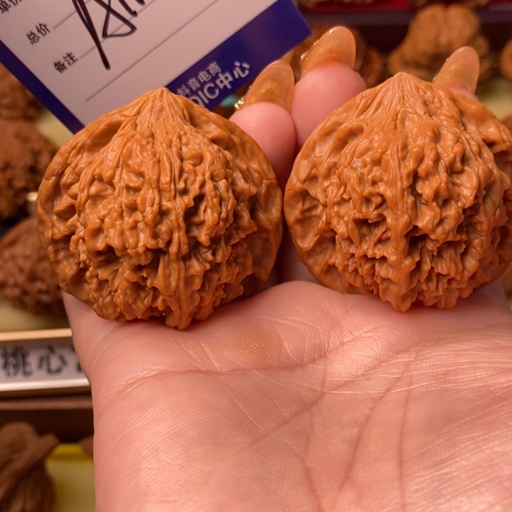 把件桃核全品三角满天星