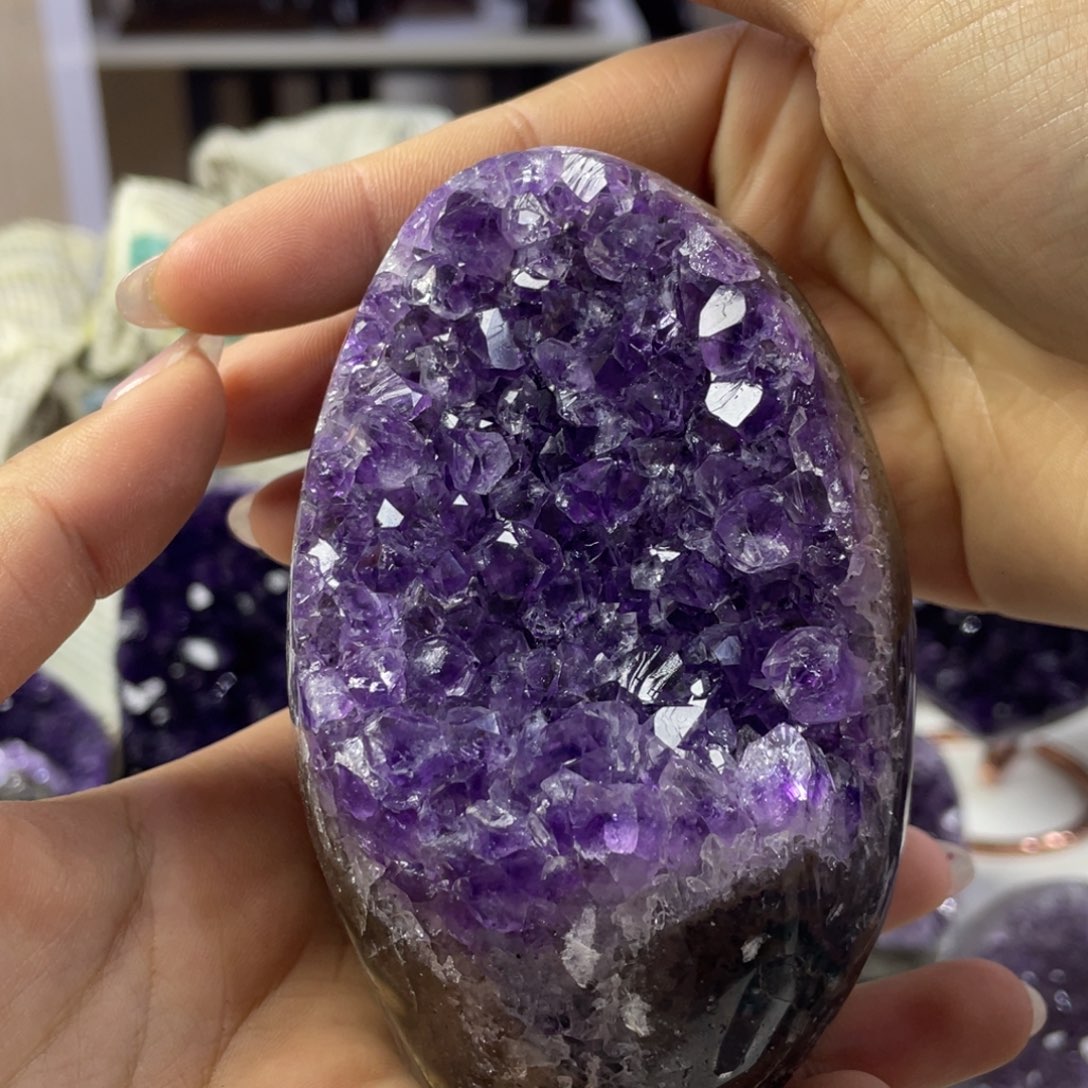 紫晶大型摆件（非配饰）未镶嵌