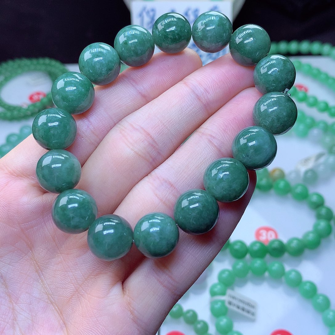 翡翠毛衣链未镶嵌