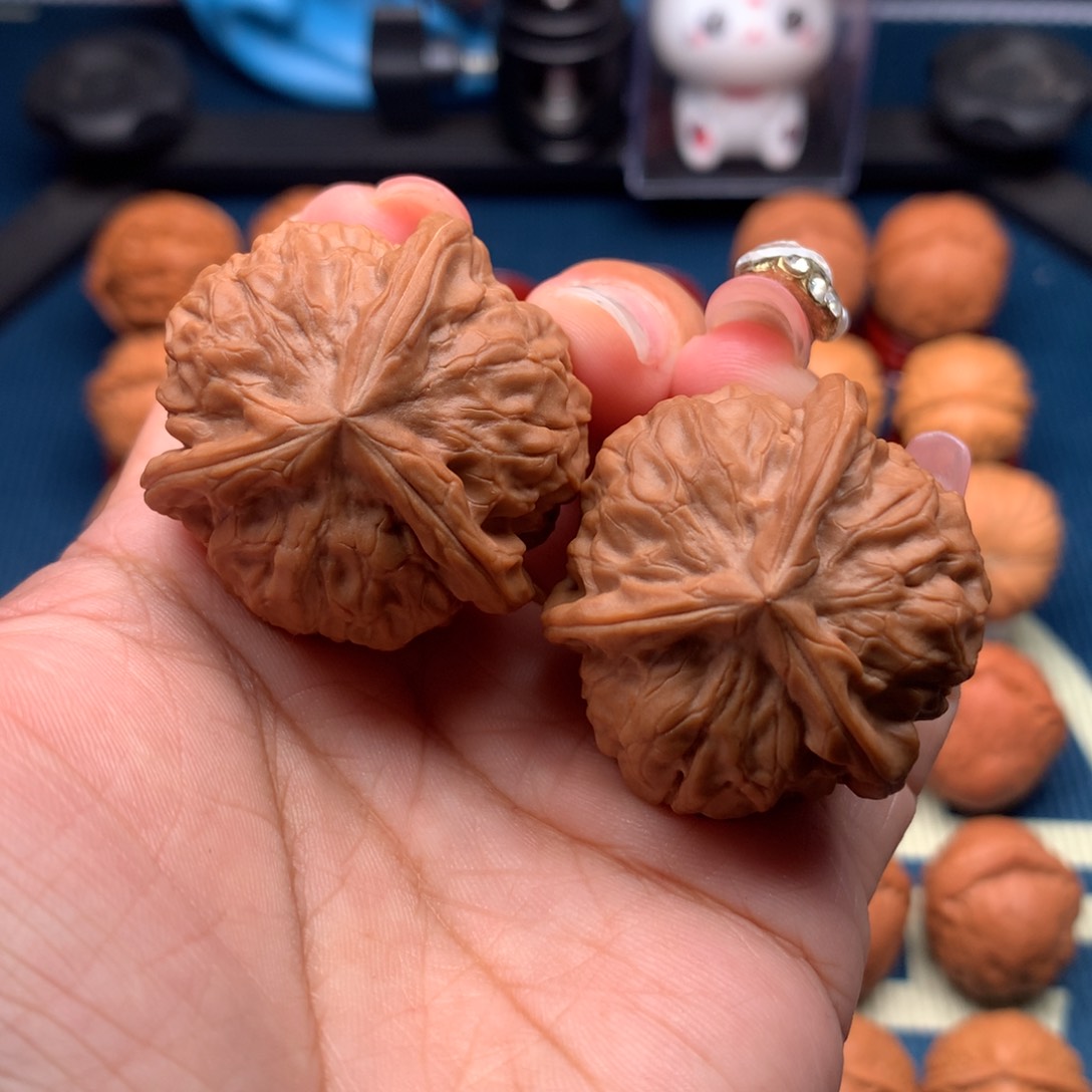 文玩核桃把件石门元宝奔