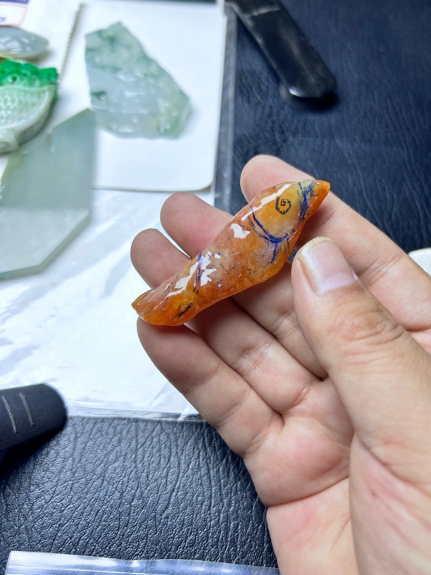 缅甸天然翡翠红翡