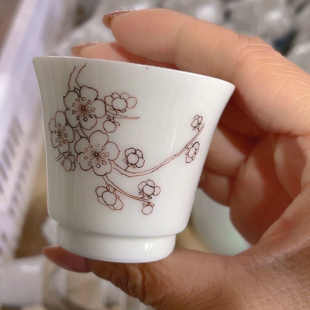 不能自拔……一定不要在你心里了……