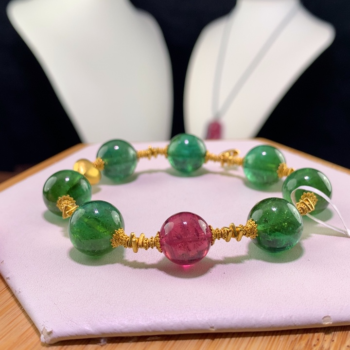 祖母绿手链未镶嵌