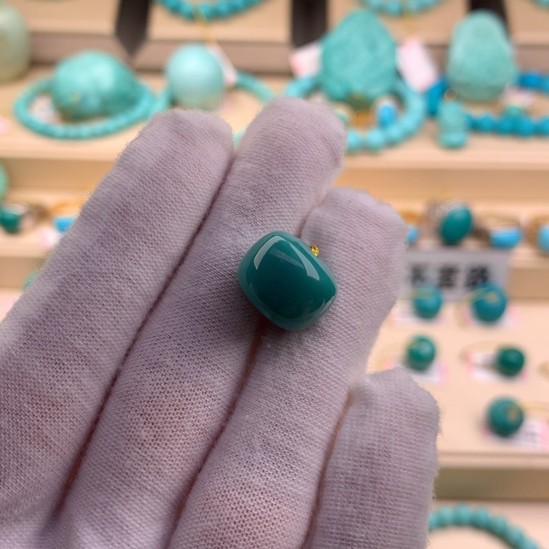 绿松石珠宝奇石未镶嵌13.5×10.3