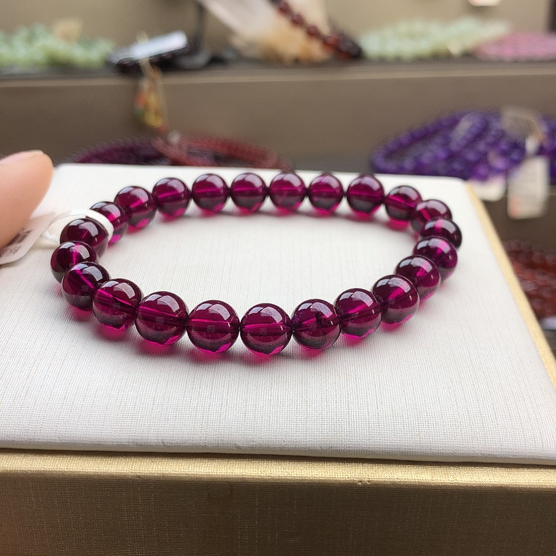 石榴石手串未镶嵌@**滚8