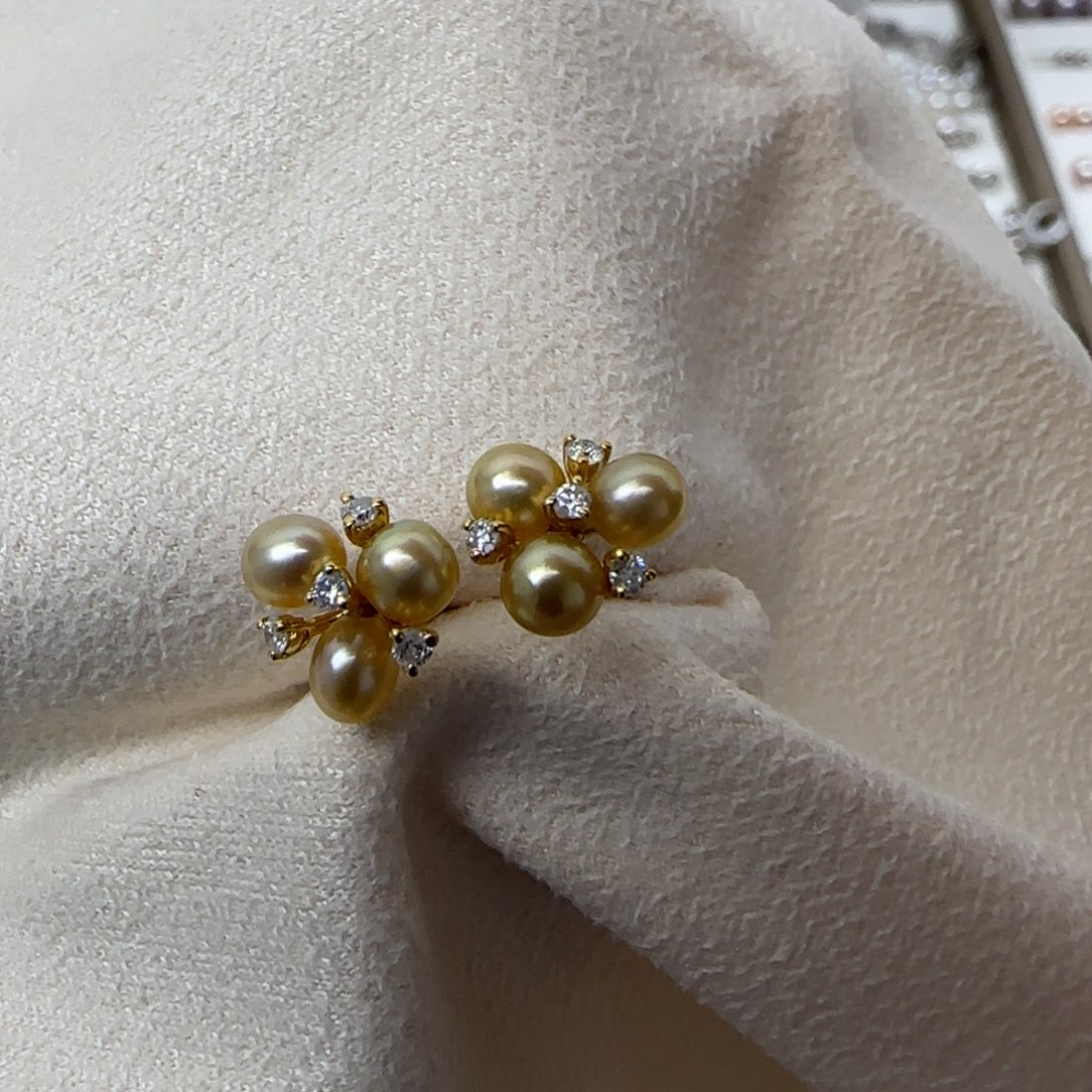 18K金镶嵌耳饰海水珍珠