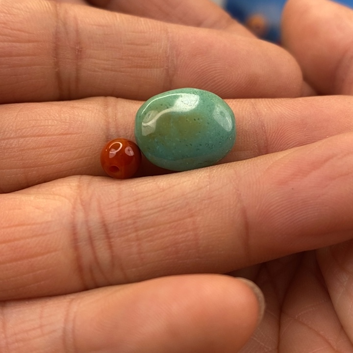 南红玛瑙未镶嵌珠宝奇石