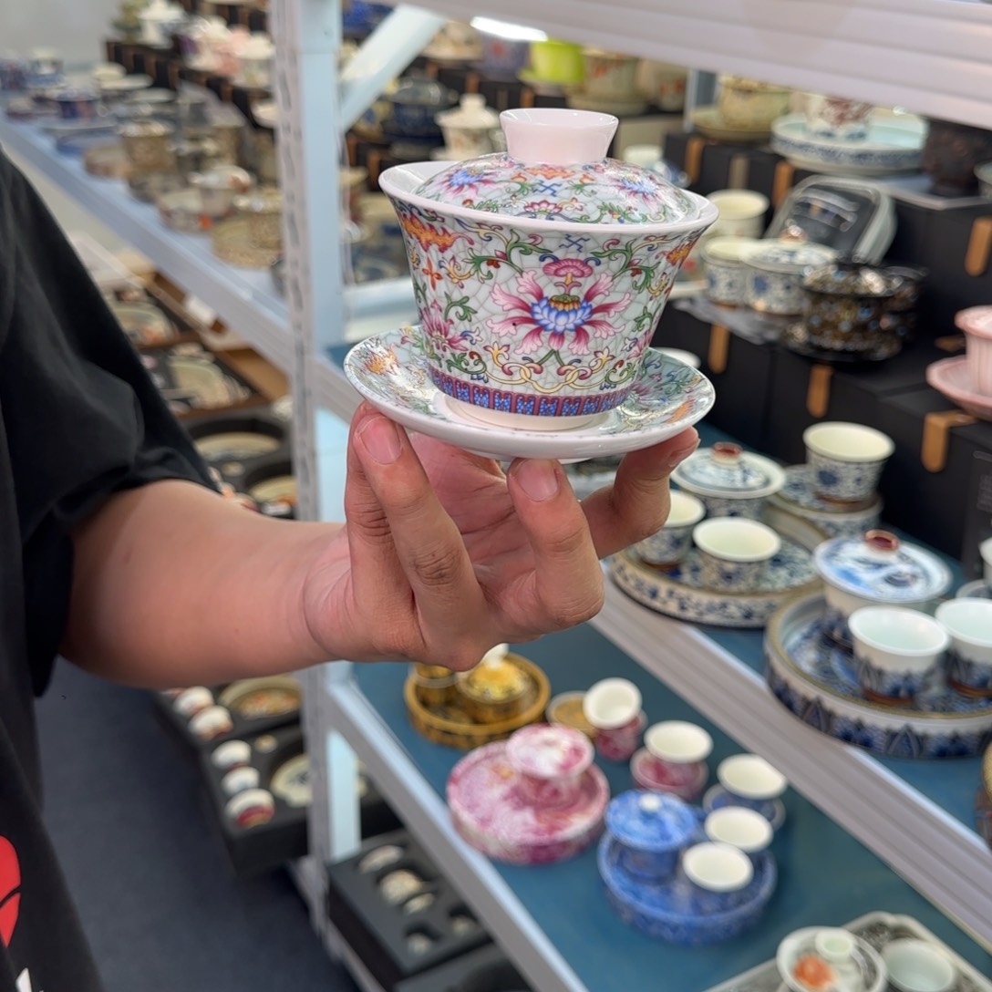 盖碗很好看很精致