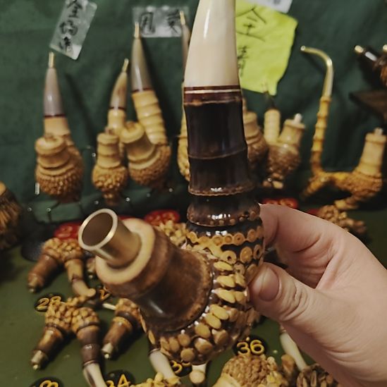 开***天贵州特色竹根烟斗工艺品手把件