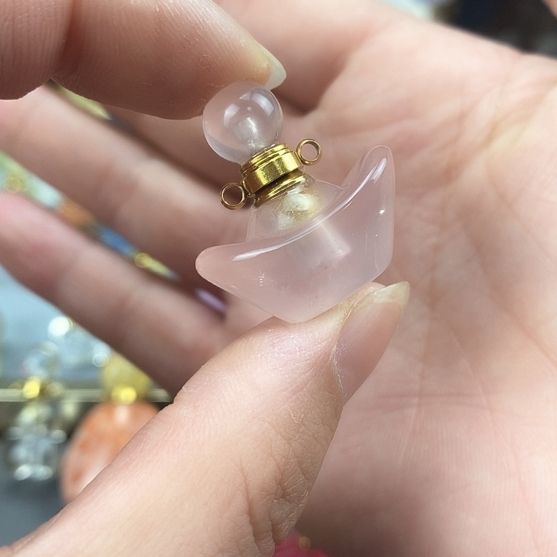 查罗石颈饰合金天然